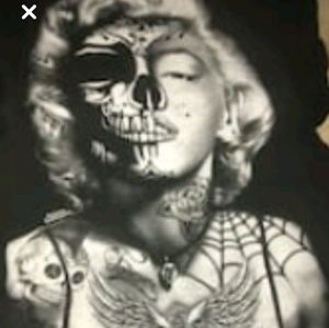 Marlyn Monroe tee shirt